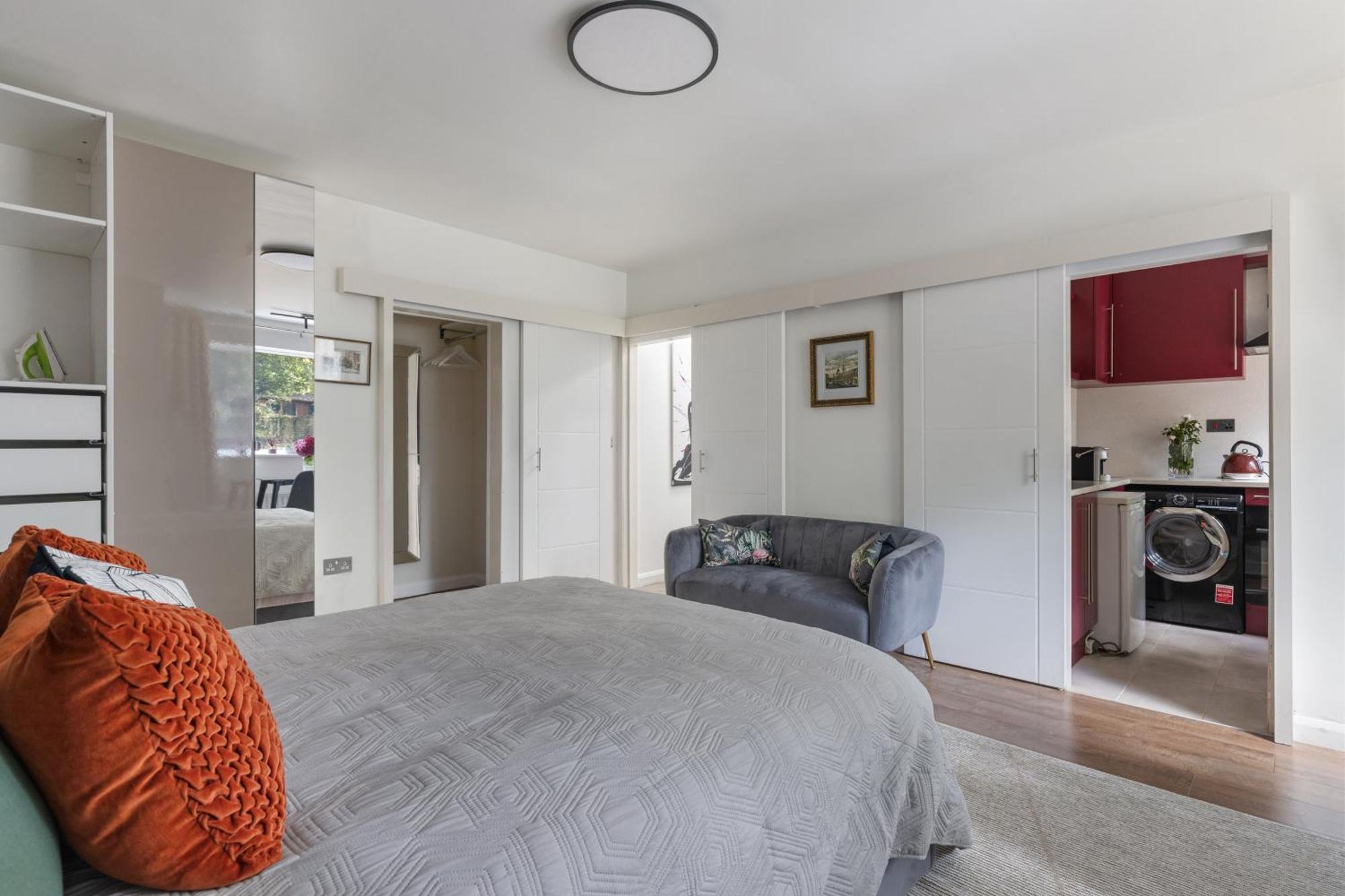King Studio Apartment With Garden And Parking Ealing Ngoại thất bức ảnh